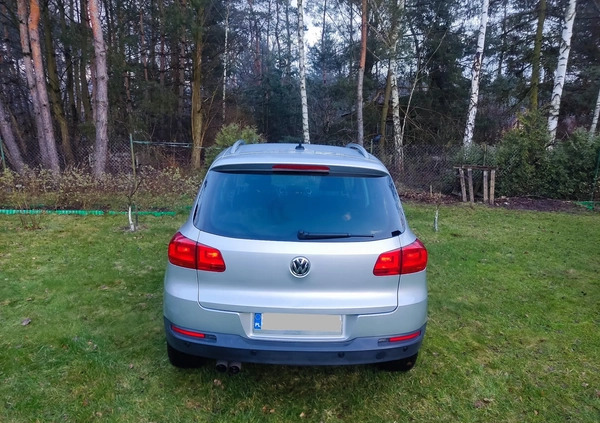 Volkswagen Tiguan cena 42900 przebieg: 283000, rok produkcji 2012 z Warszawa małe 137